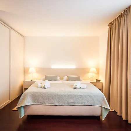 Borovnik 4* Tisno