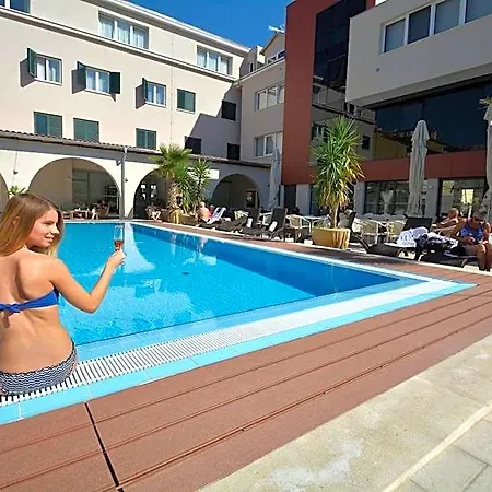 Hotel Borovnik 4*