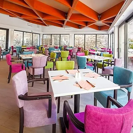 Hotel Borovnik 4*