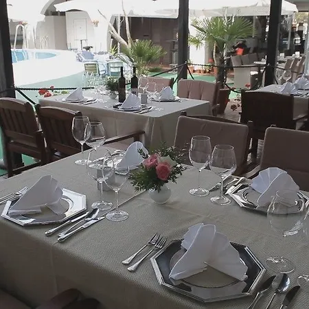 Borovnik 4* Tisno