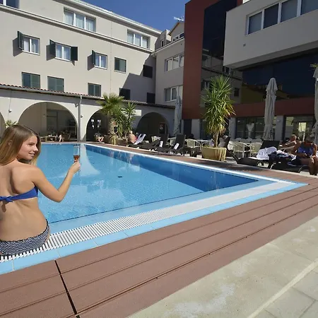 Hotel Borovnik Tisno