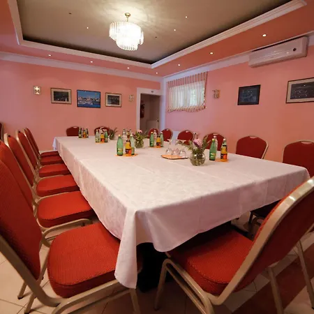 Borovnik Hotel 4*