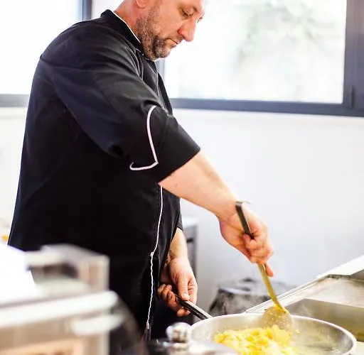 Borovnik Отель Тисно