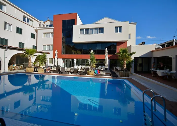 Hotel Borovnik Tisno